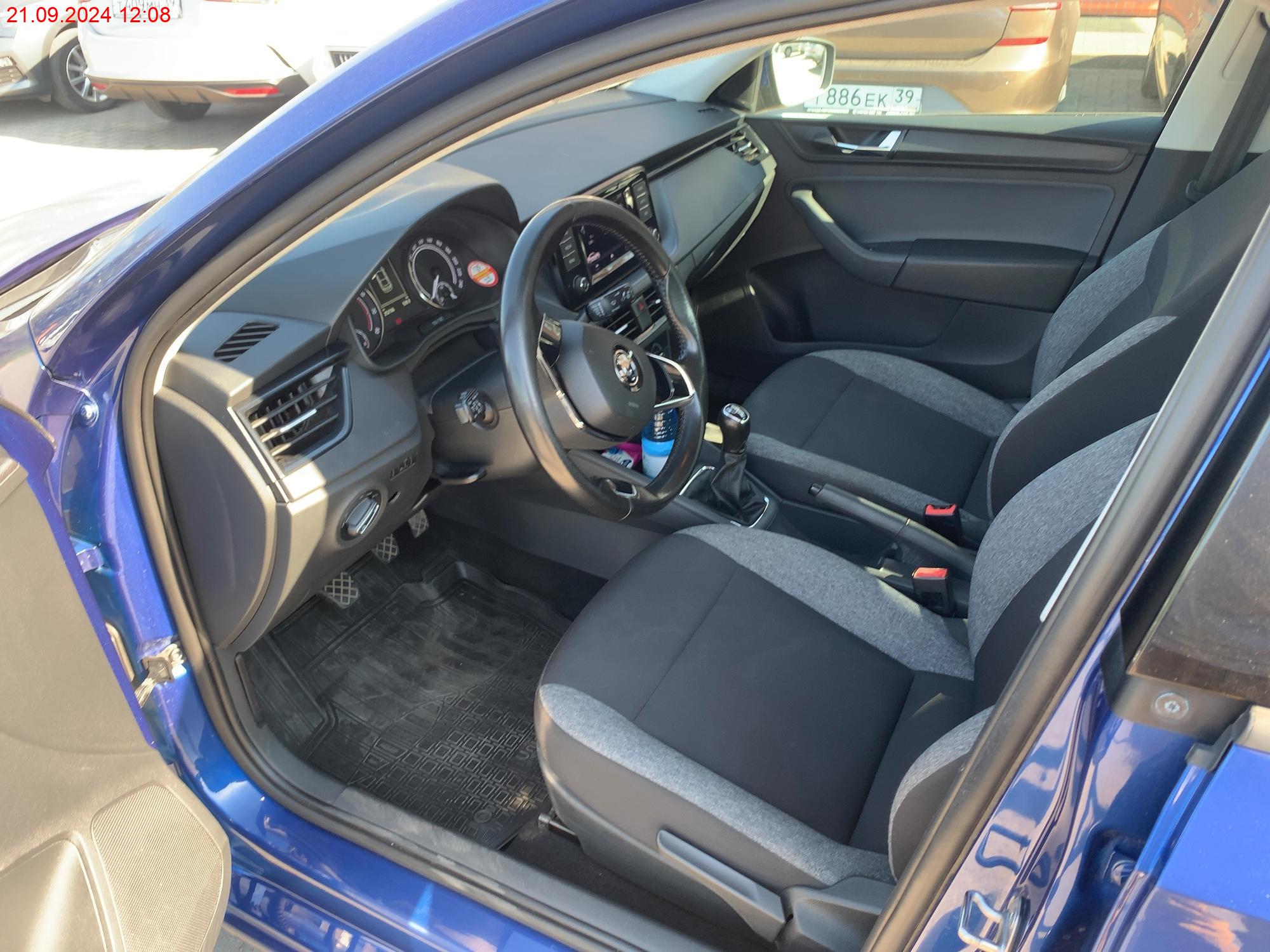 Машина Skoda Rapid '20