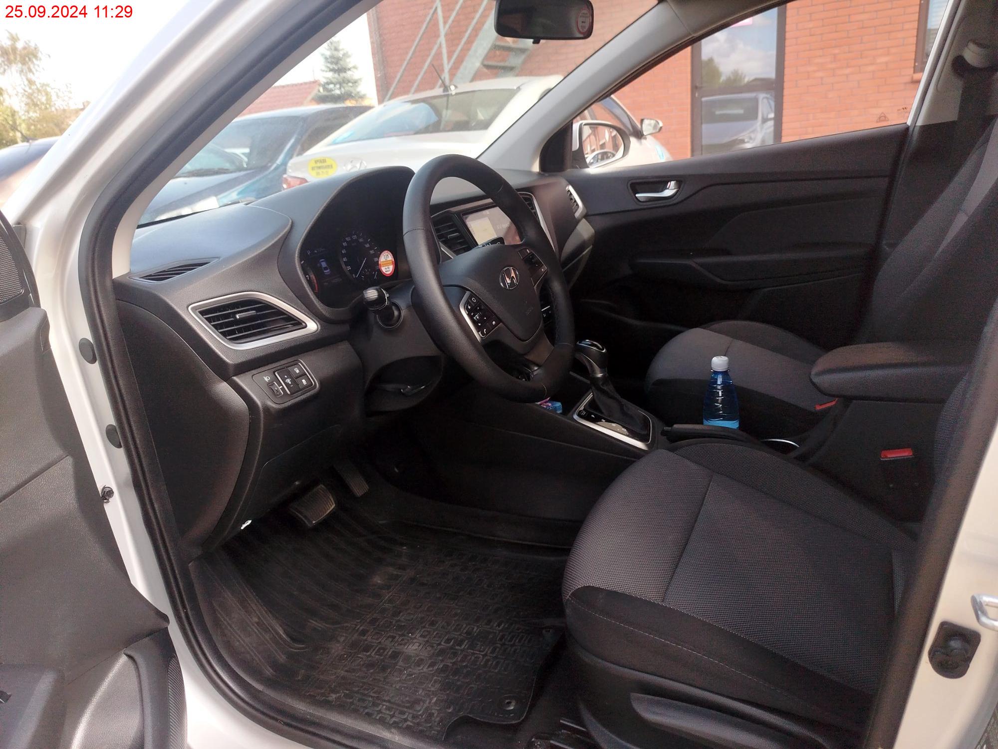 Машина Hyundai Solaris '19