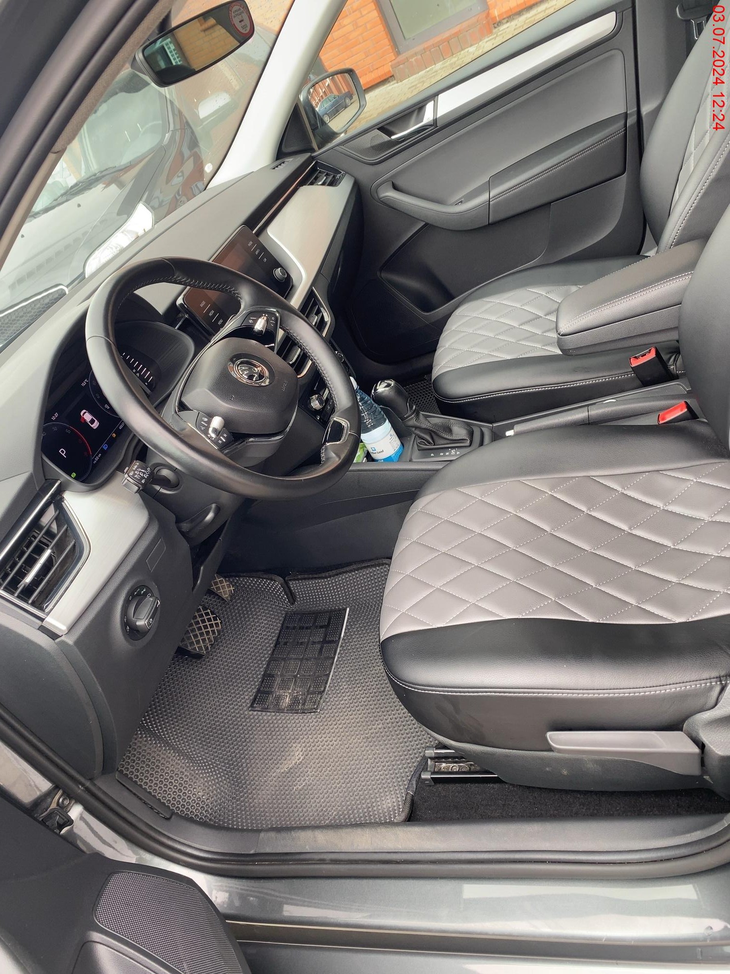 Машина Skoda Rapid '22