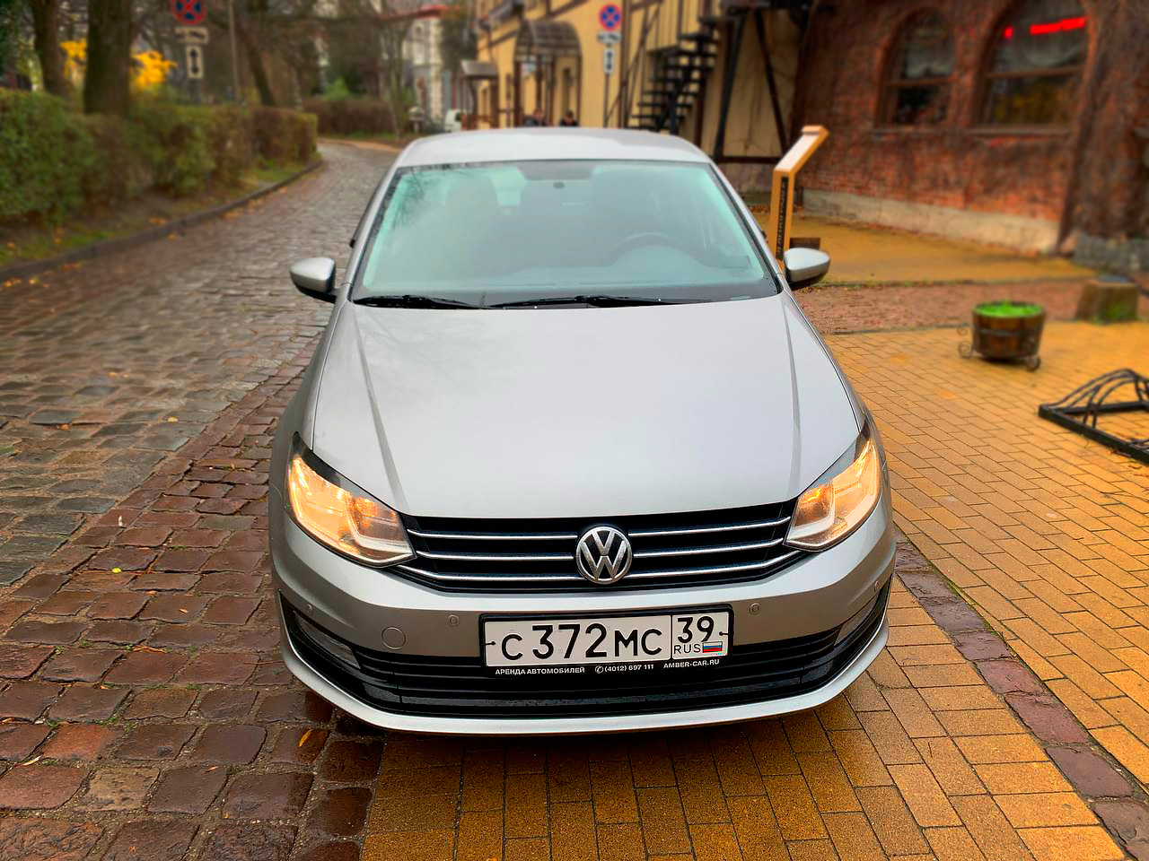 Машина Volkswagen Polo '19
