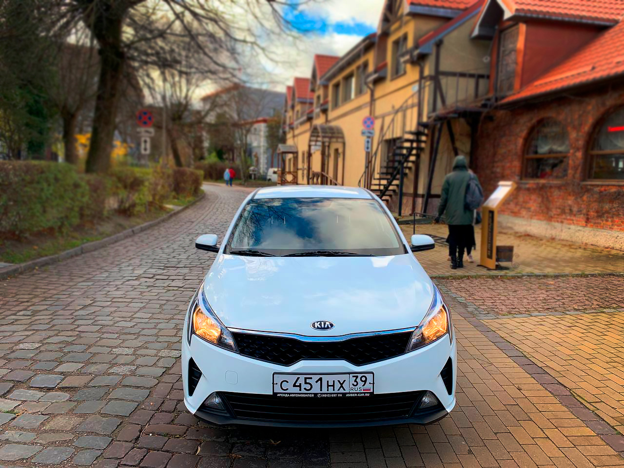 Машина Kia Rio '21