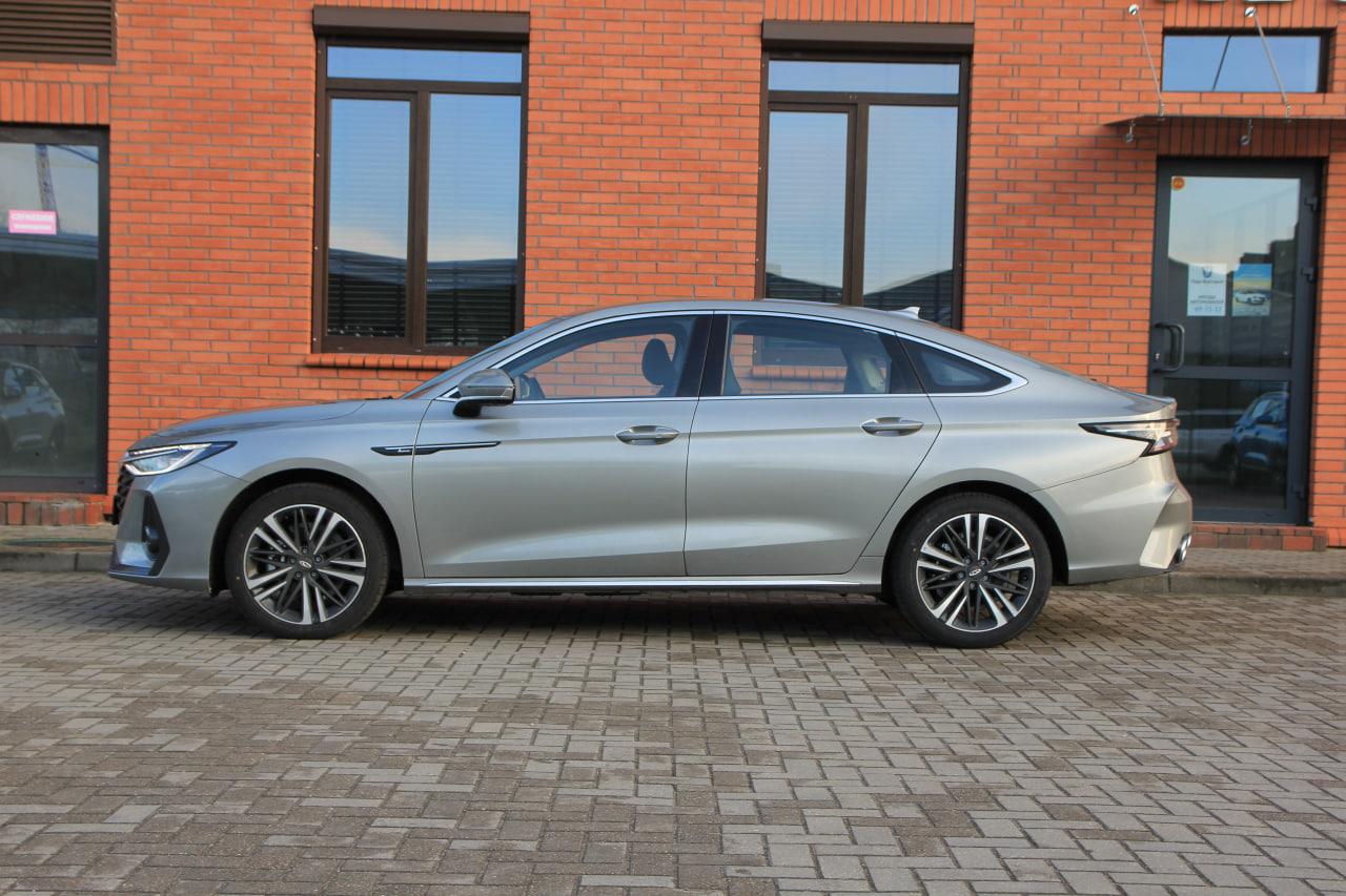 Машина Chery Arrizo 8 '24