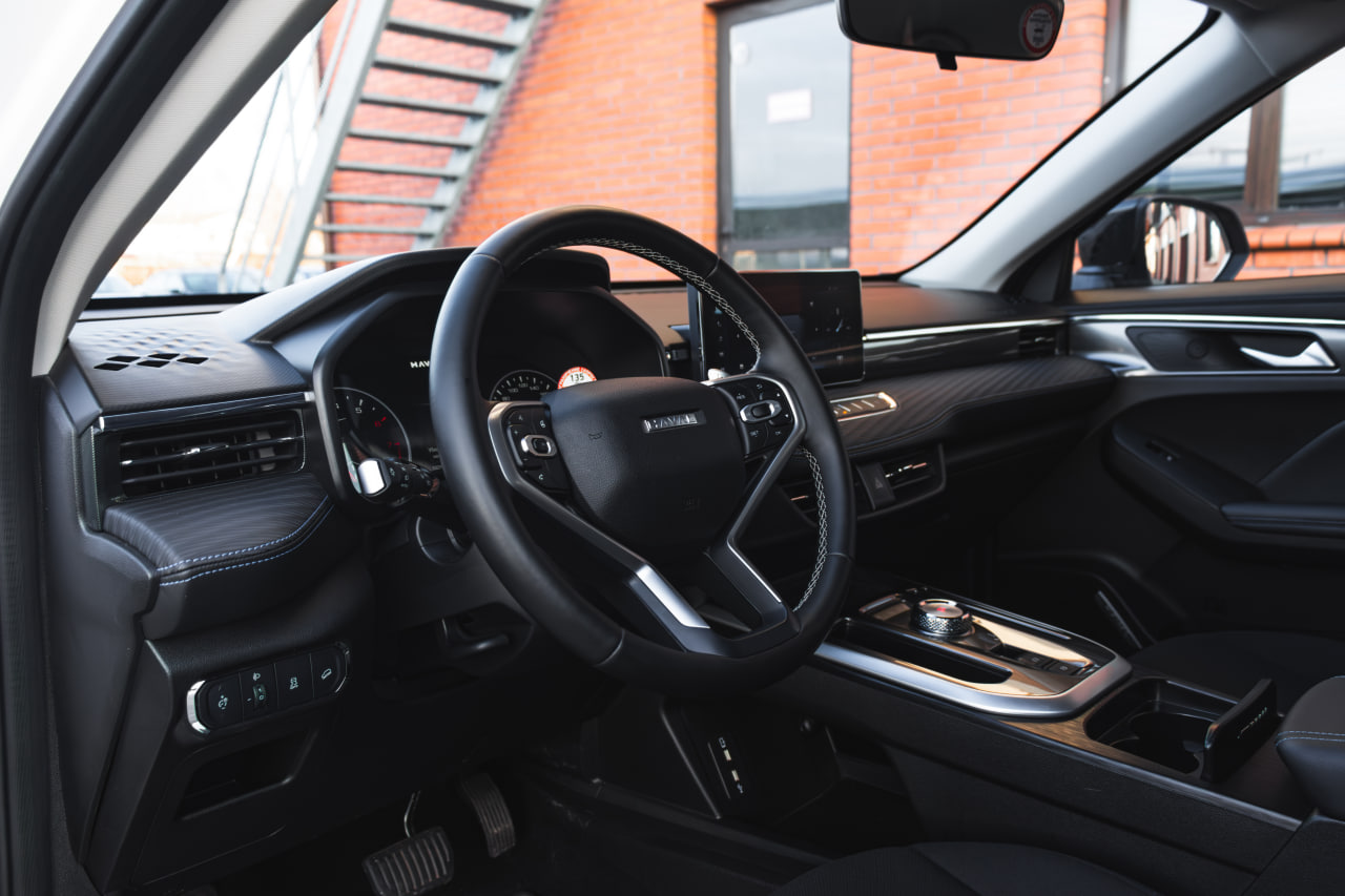 Машина Haval Jolion '24